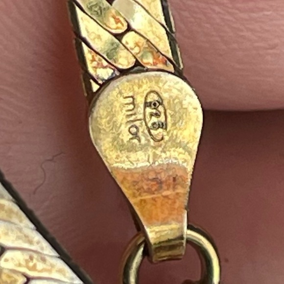 Vintage sterling silver 24” Gold Milror Italy 925 Herringbone Necklace - Picture 3 of 8